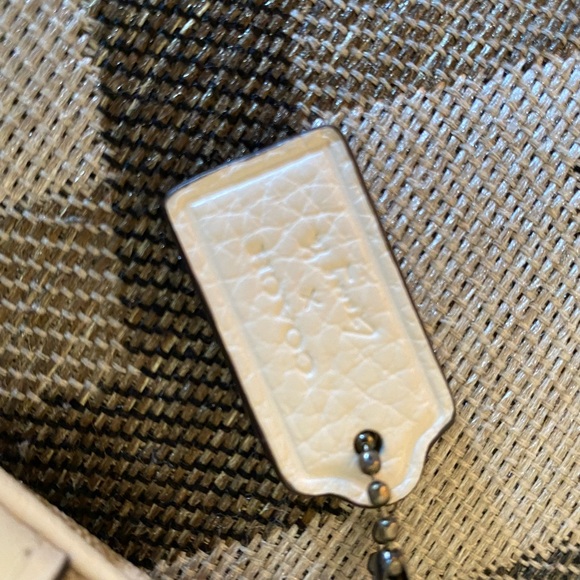 Authentic Coach Vale Gallery Pouch In Signature Canvas With Rexy By Guang Yu - Picture 5 of 9